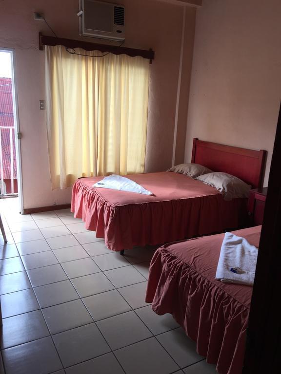 Hotel Villa Margarita Flores Phòng bức ảnh